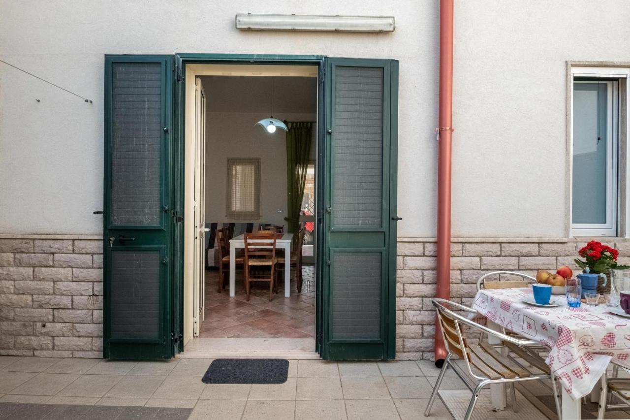 Casa Vacanze Kaloceri Torre dell'Orso Exteriör bild