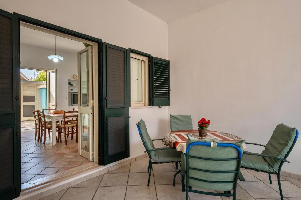 Casa Vacanze Kaloceri Torre dell'Orso Exteriör bild